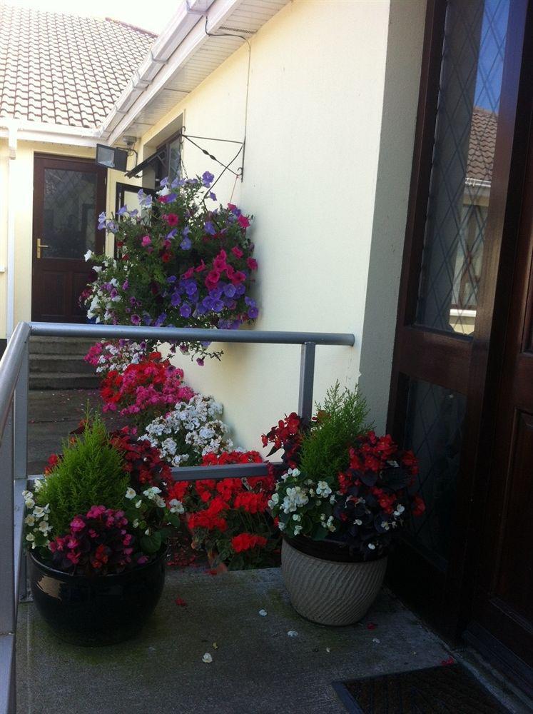 Hillview Self Catering Apartment Lusk Luaran gambar