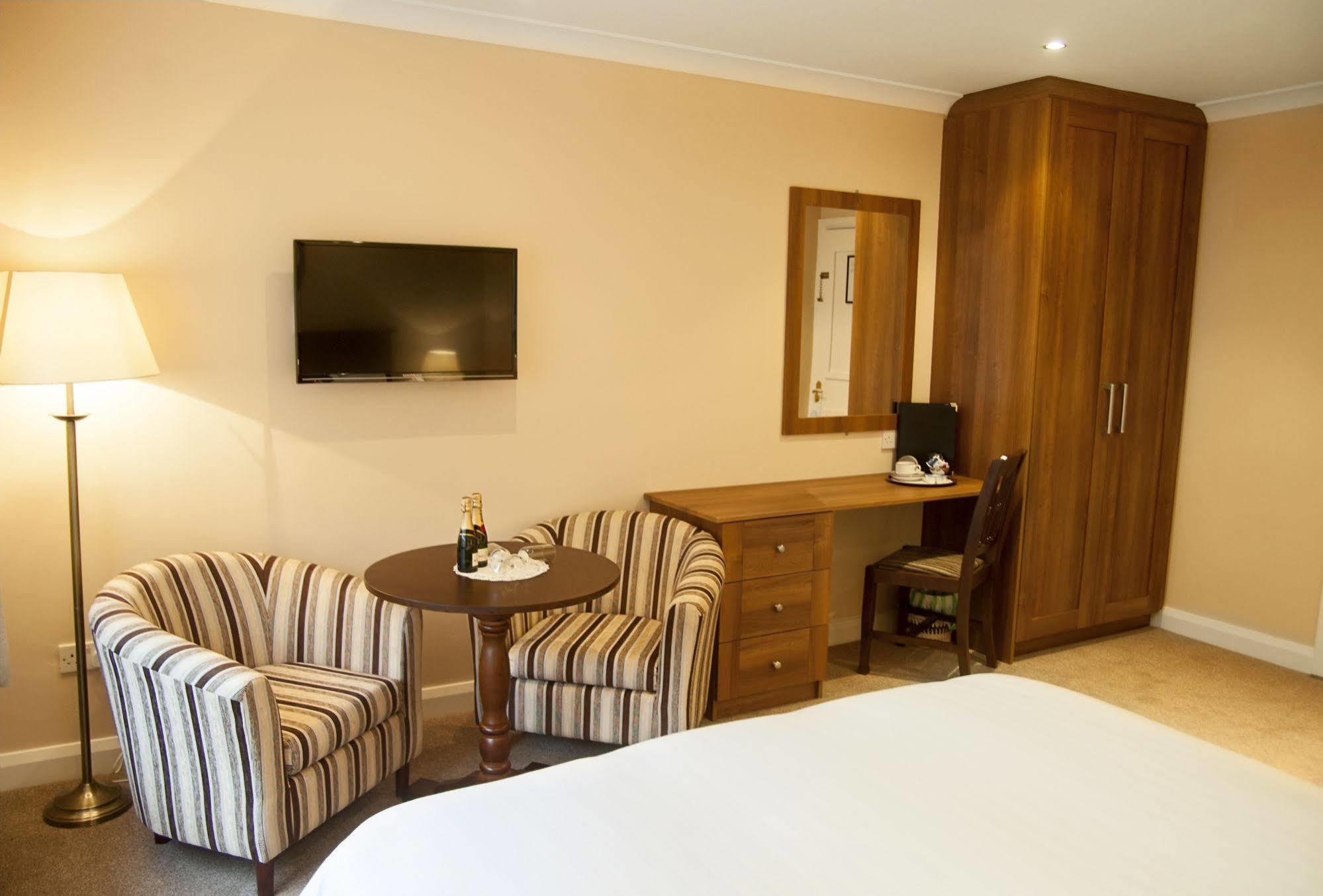 Hillview Self Catering Apartment Lusk Luaran gambar