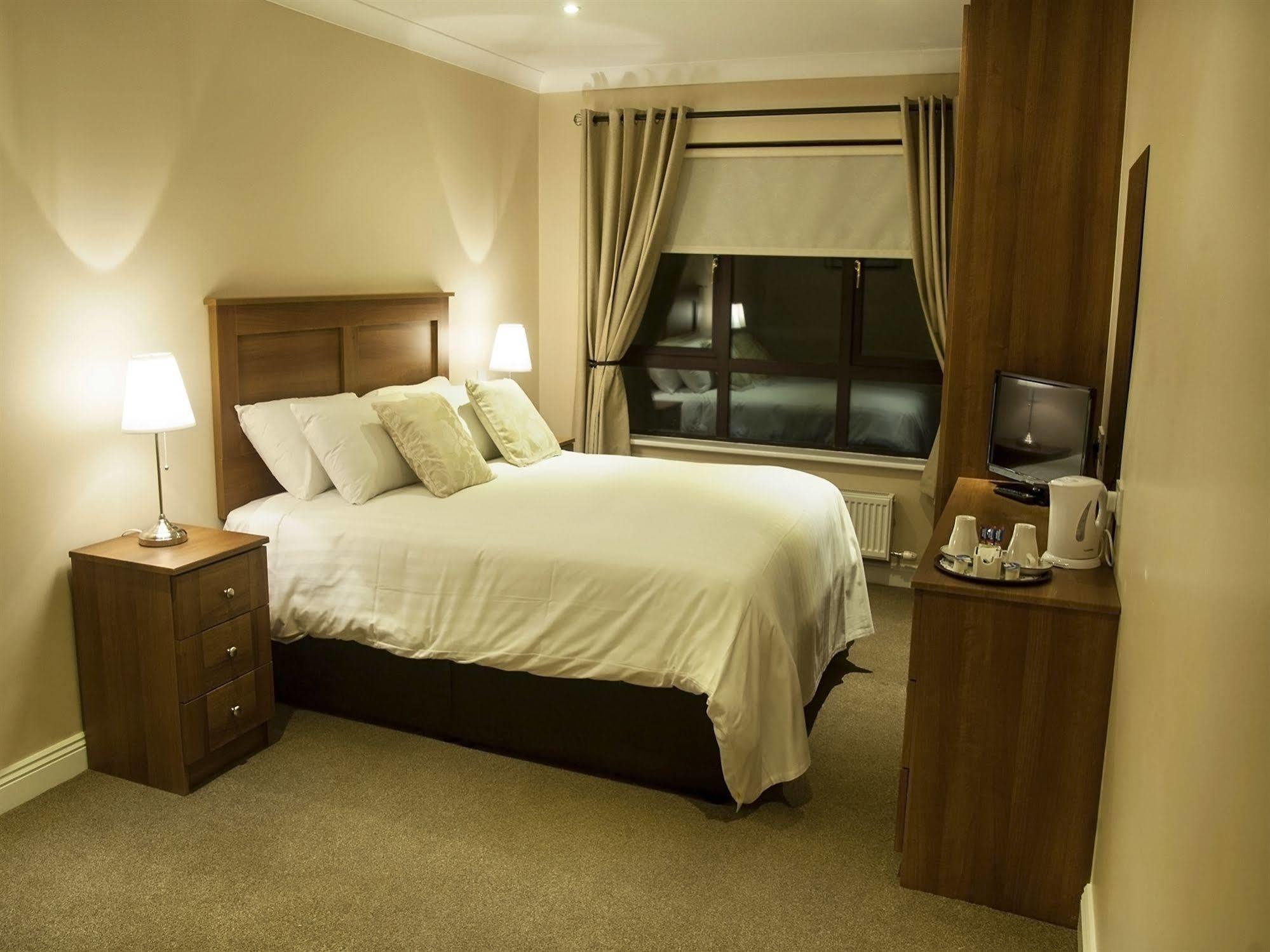 Hillview Self Catering Apartment Lusk Luaran gambar