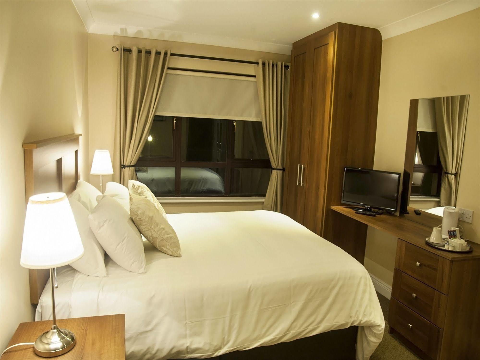 Hillview Self Catering Apartment Lusk Luaran gambar