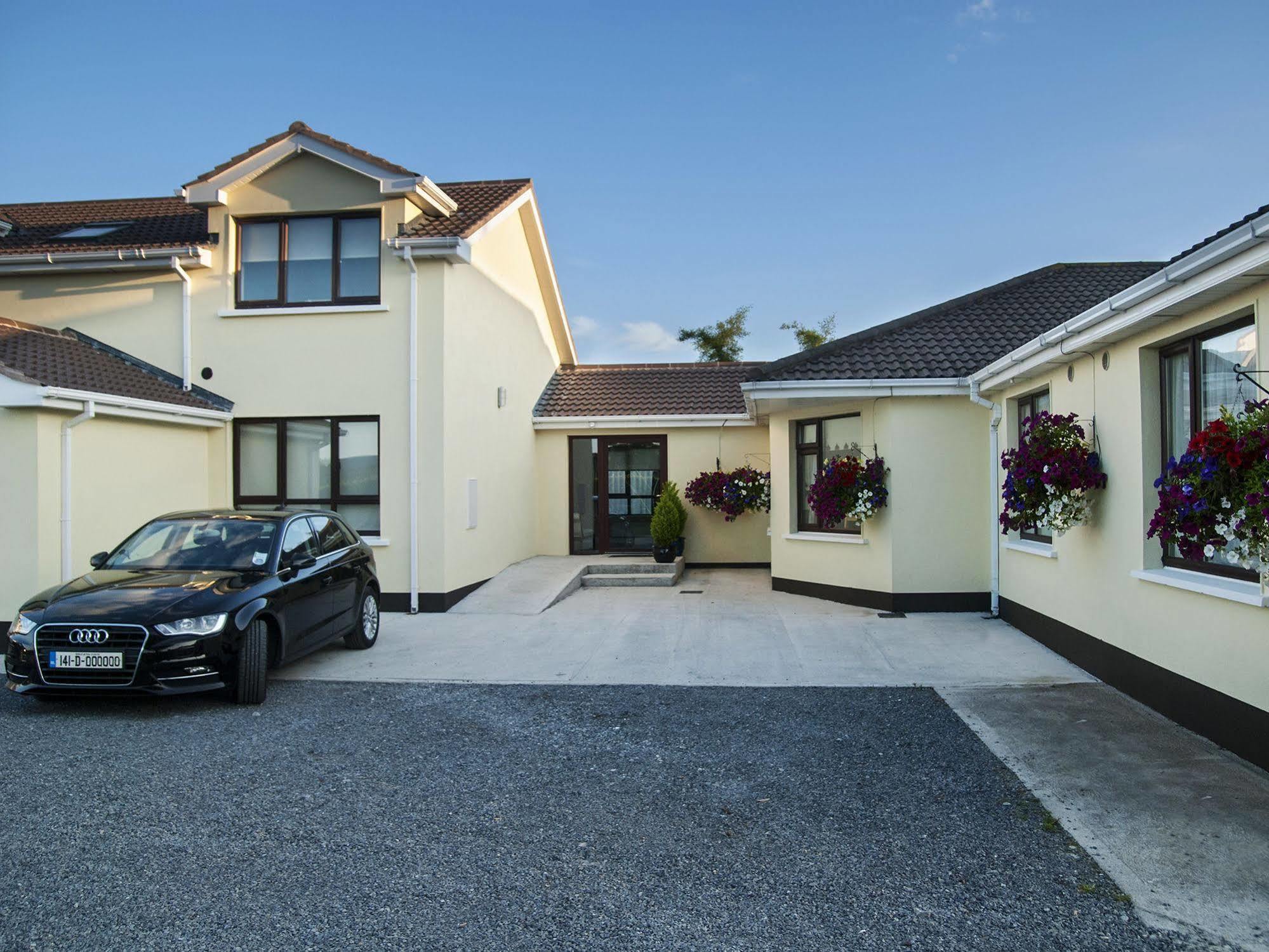 Hillview Self Catering Apartment Lusk Luaran gambar